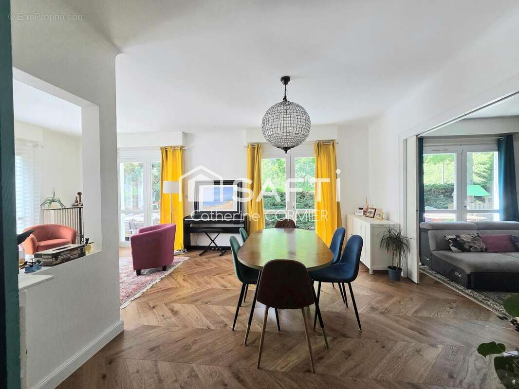 Photo 3 - Maison à AVRILLE