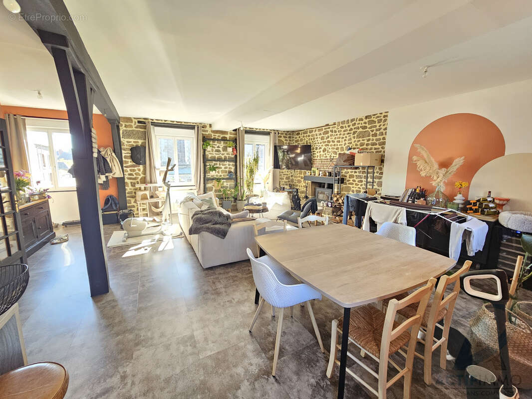 Appartement à BRIOUZE