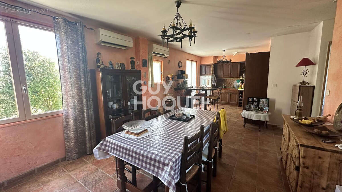 Maison à SAINT-MARTIN-LA-GARENNE