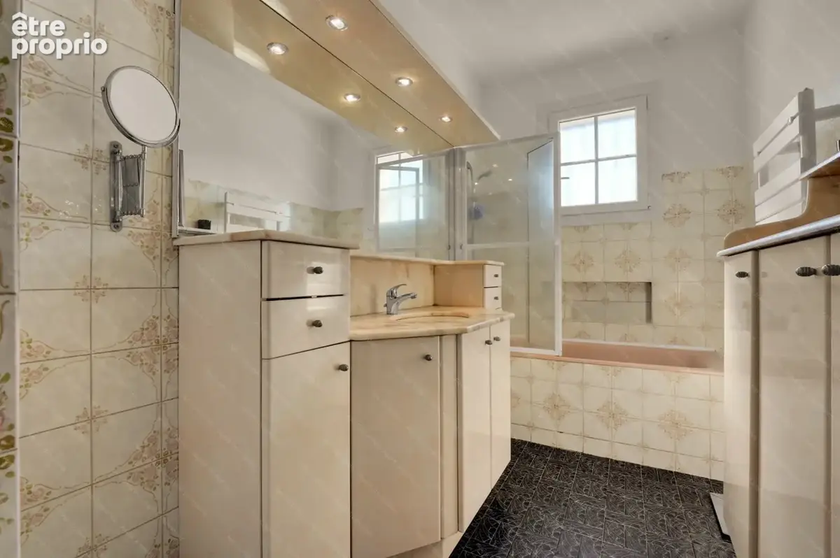 GRÉPIAC – Maison familiale 4 chambres avec sous-sol de 106 m² sur 1 505 m² de terrain - photo 6