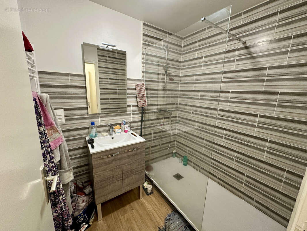 Appartement à PLOUISY