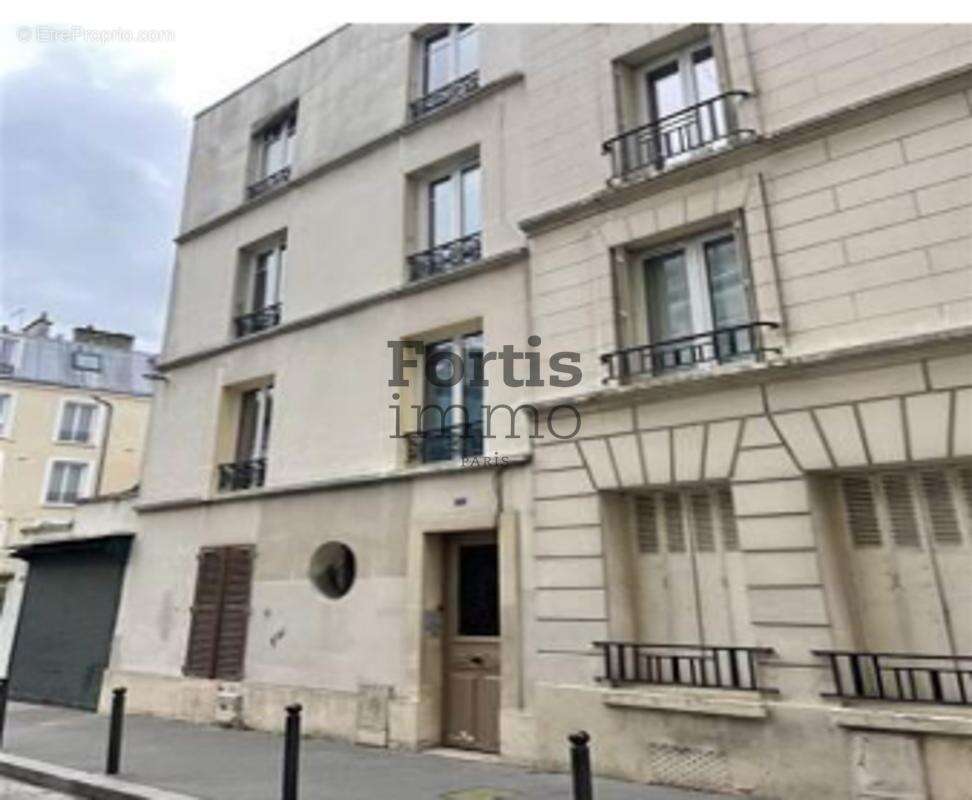 Appartement à PARIS-18E
