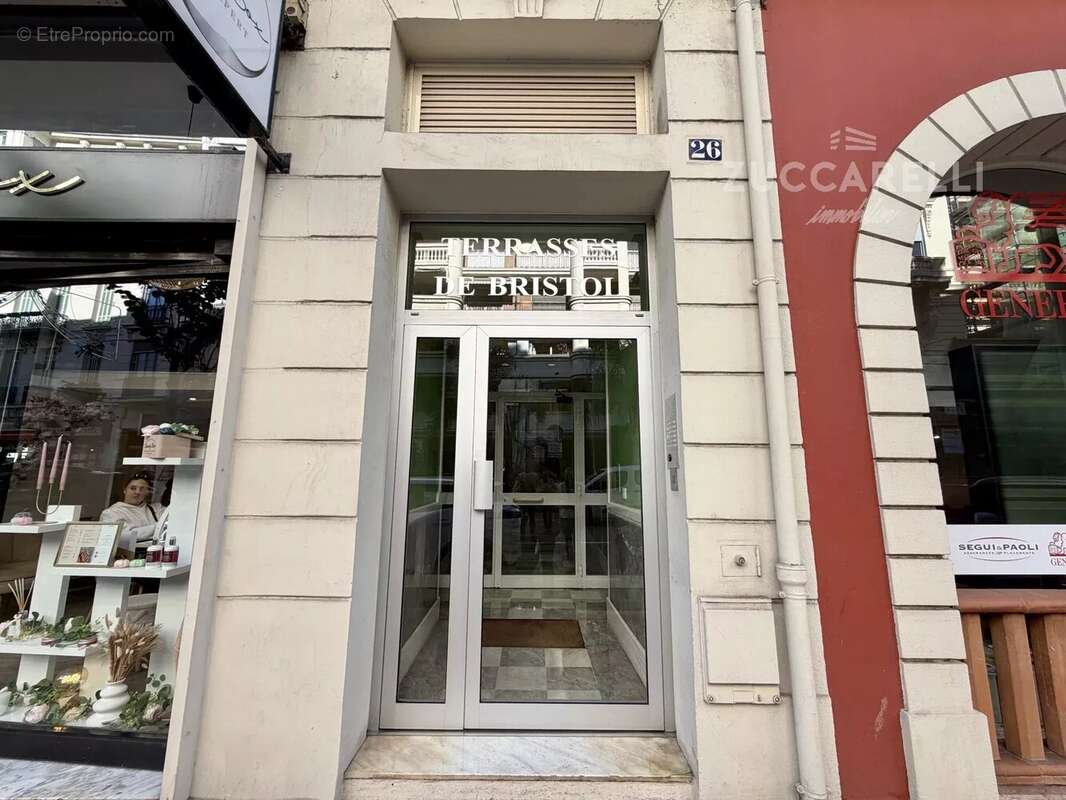 Appartement à MENTON