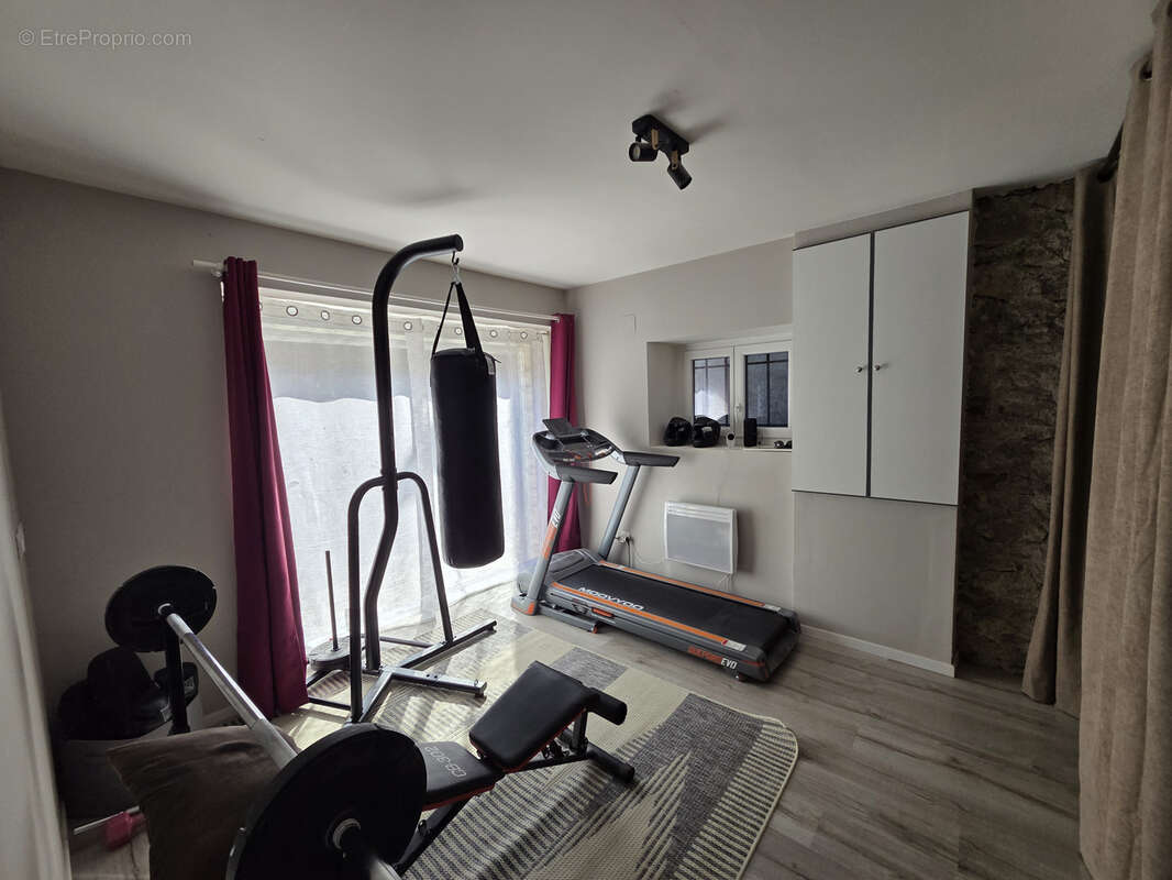 Maison à SAINT-BASILE