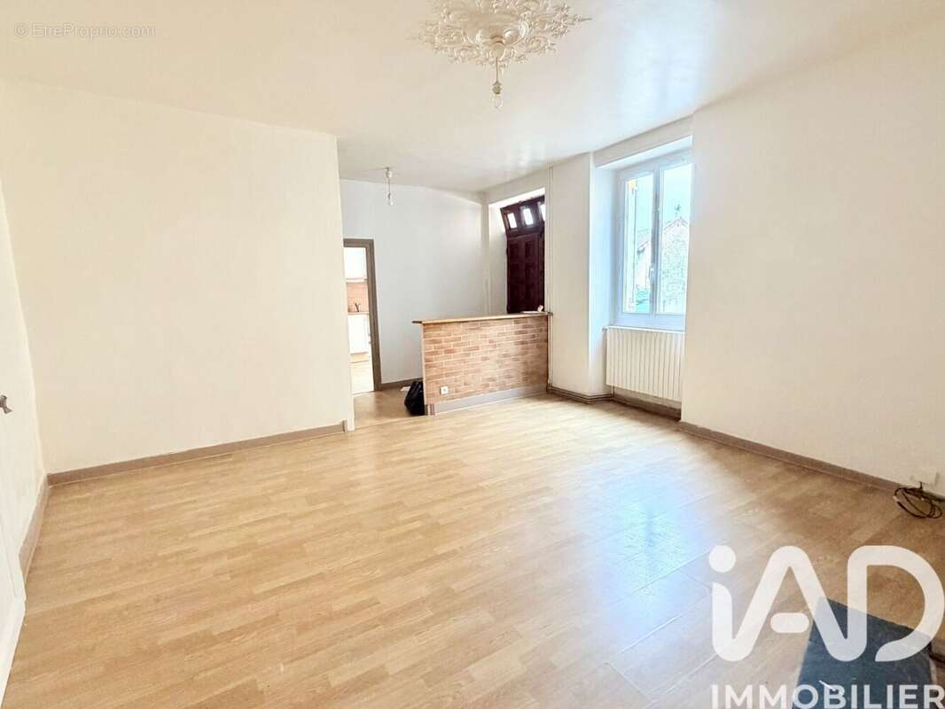 Maison 200 m² à Negrondes  - photo 4