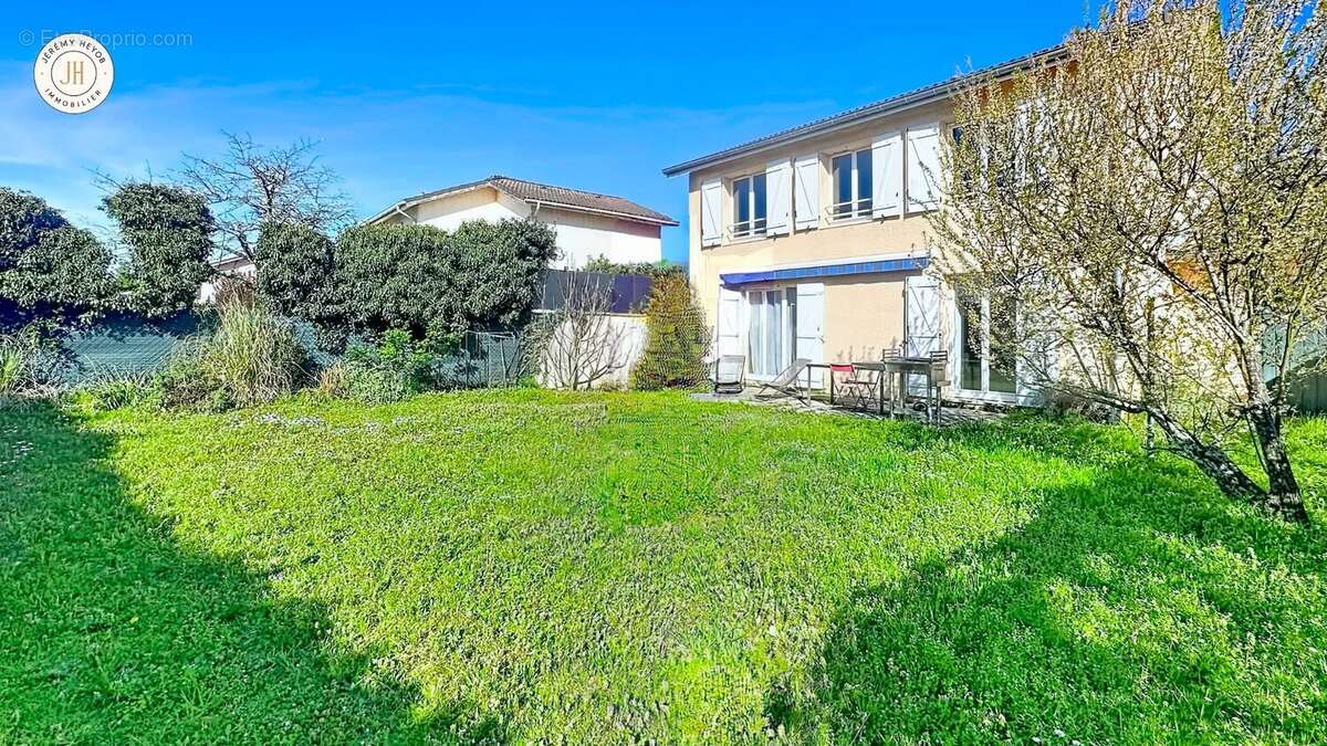 Maison à CHARVIEU-CHAVAGNEUX