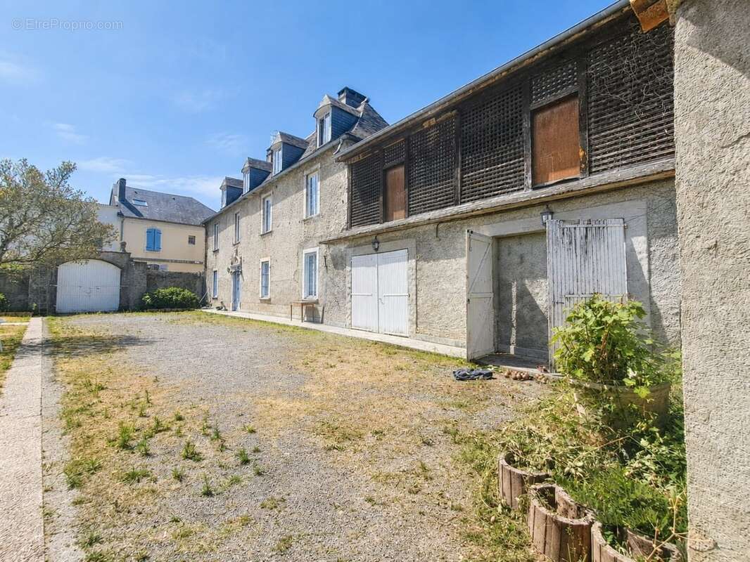 Demeure historique d'exception classée au patrimoine située aux portes des Pyrénées - photo 5