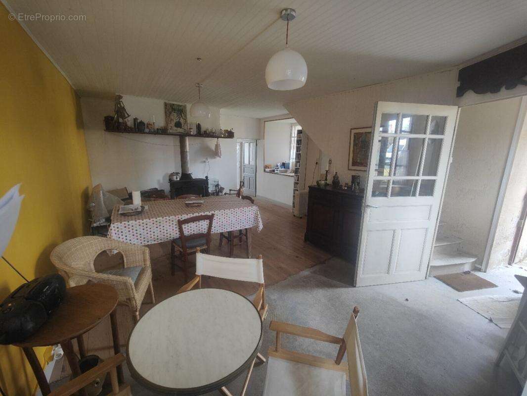 Maison à SAUVETERRE-DE-ROUERGUE