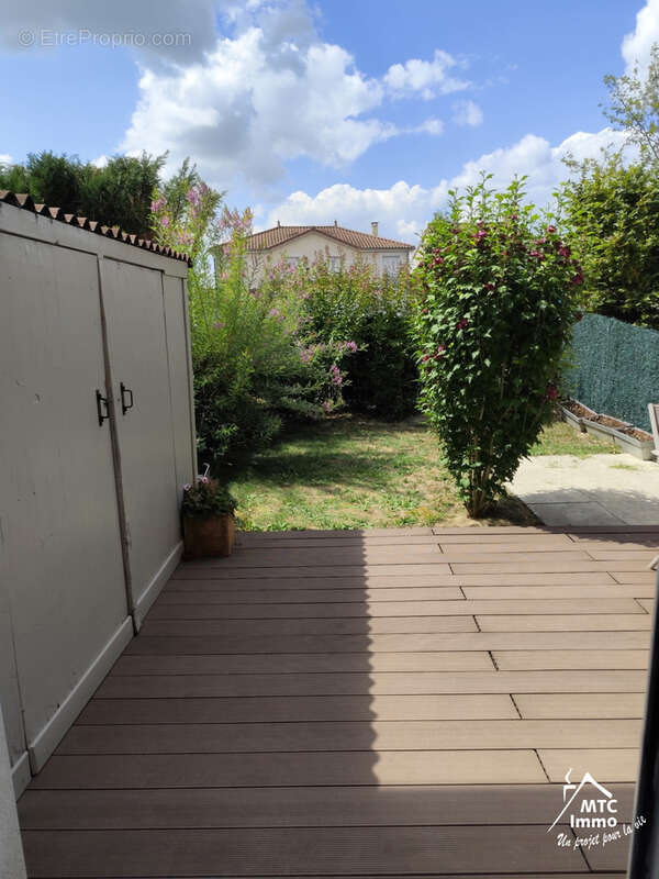 Appartement à LOYETTES