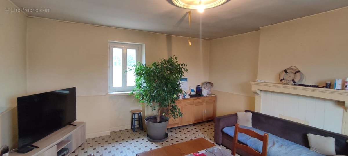 Maison à CHAUFOUR-NOTRE-DAME