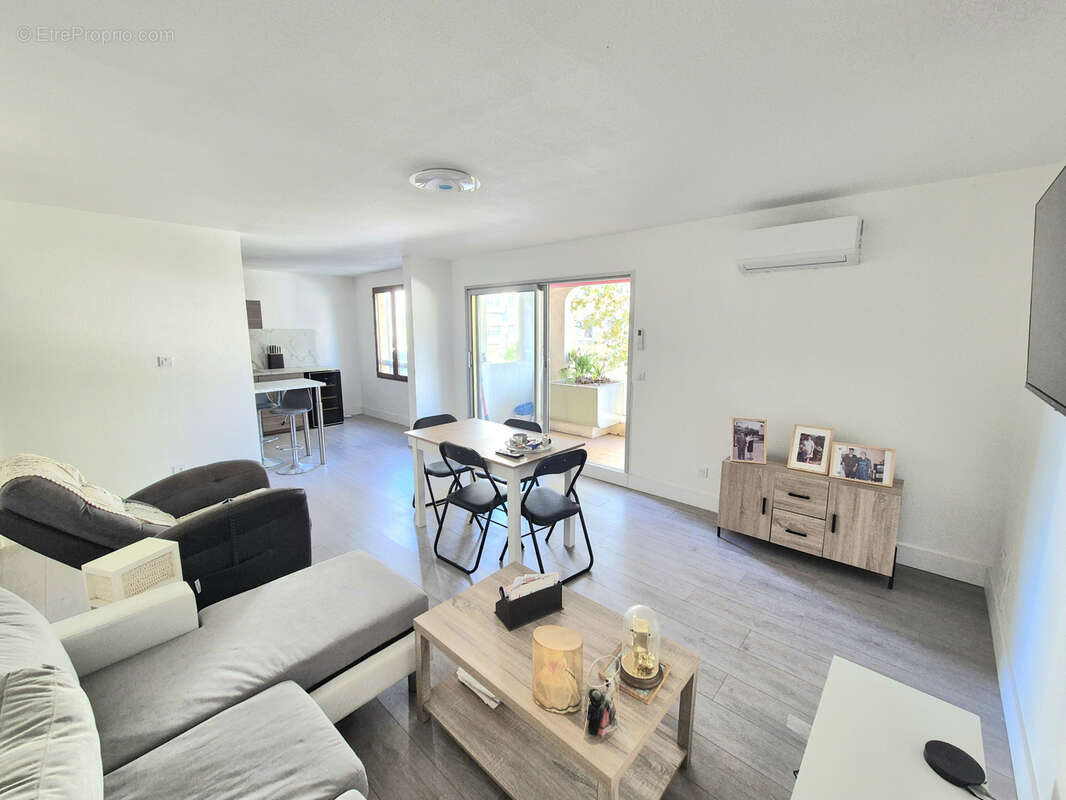 Appartement à HYERES