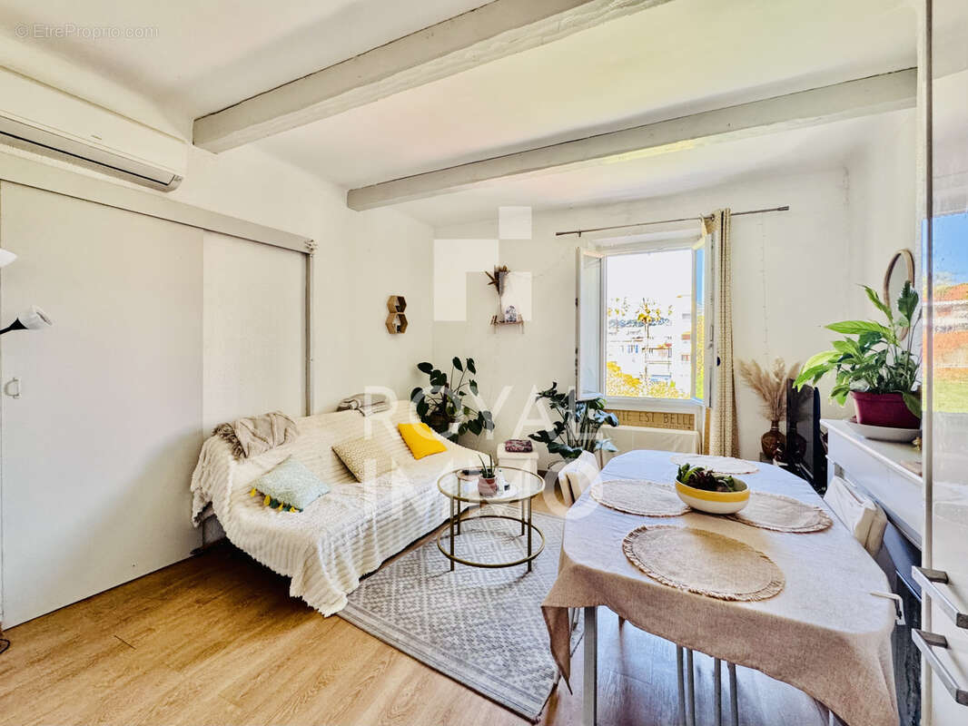 Appartement à SANARY-SUR-MER