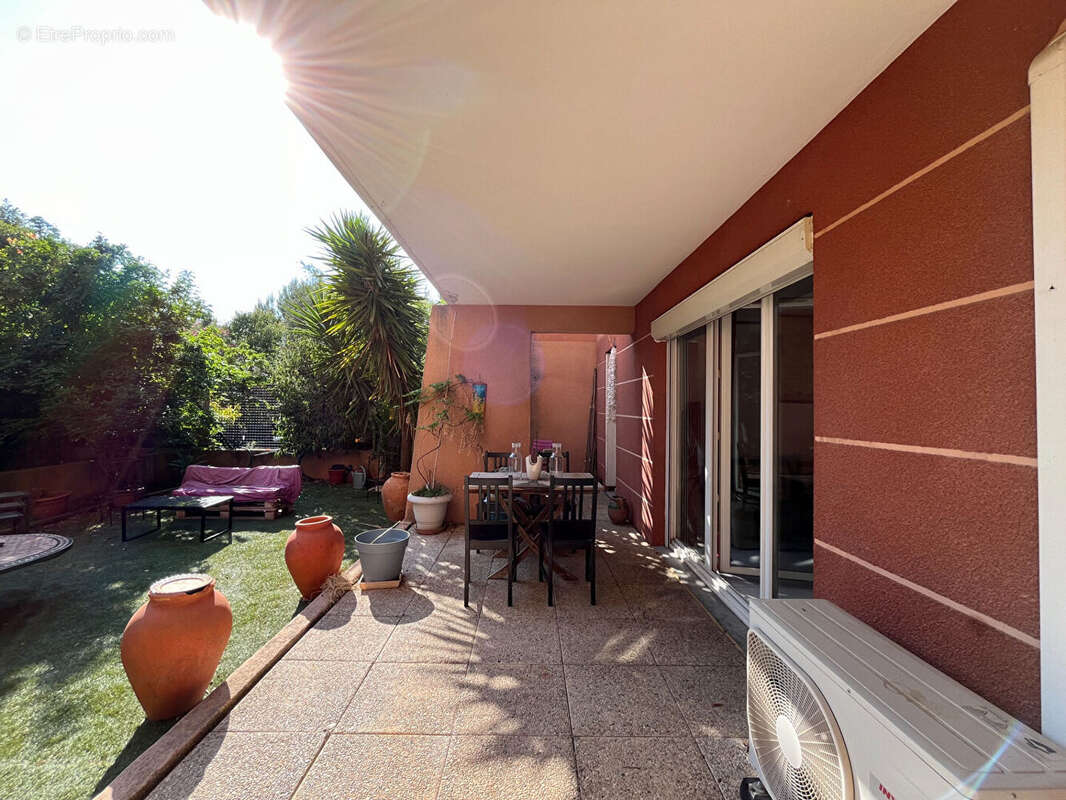 Appartement à MARSEILLE-9E