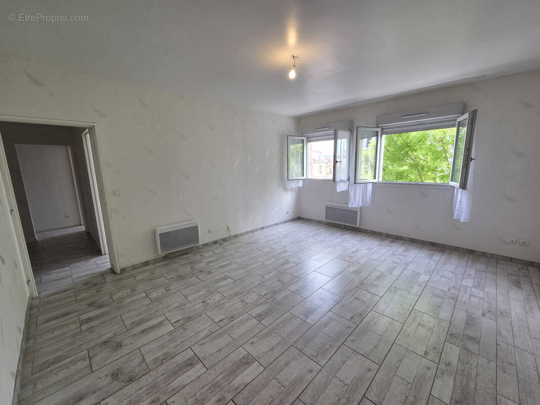 Appartement à CHARLEVILLE-MEZIERES