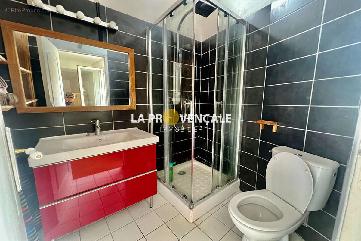 Maison à POURRIERES