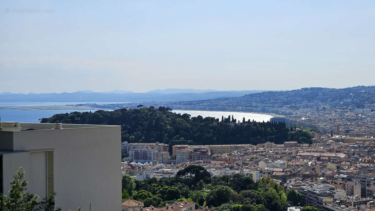 Appartement 68 m² à Nice  - photo 17