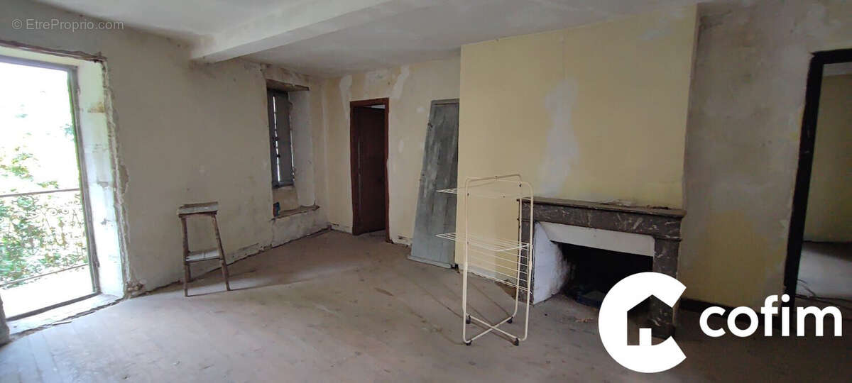 Appartement à OLORON-SAINTE-MARIE