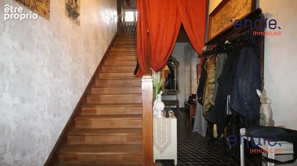 Maison 12 pièces 390 m² à vendre à Mehun-Sur-Yevre (18500) - photo 9