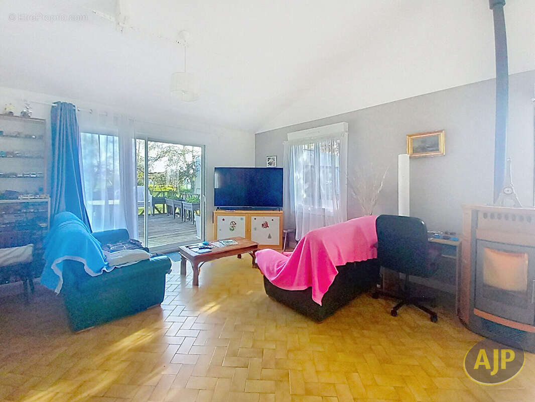 Maison à GAILLAN-EN-MEDOC