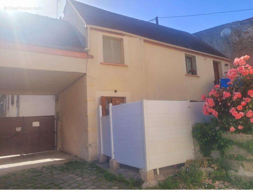 Appartement à CHAUMES-EN-BRIE