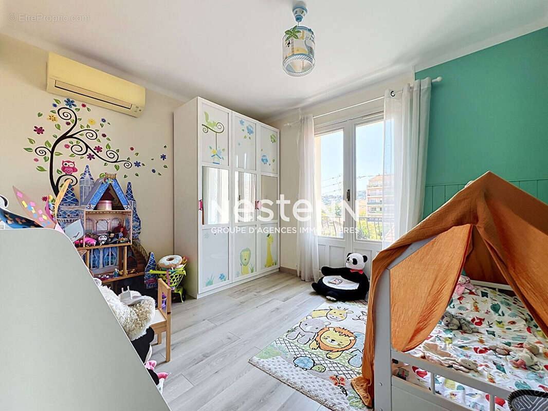Toit terrasse 75m² en duplex - 5p - 109m² - garage - faible charge - dernier étage - photo 17