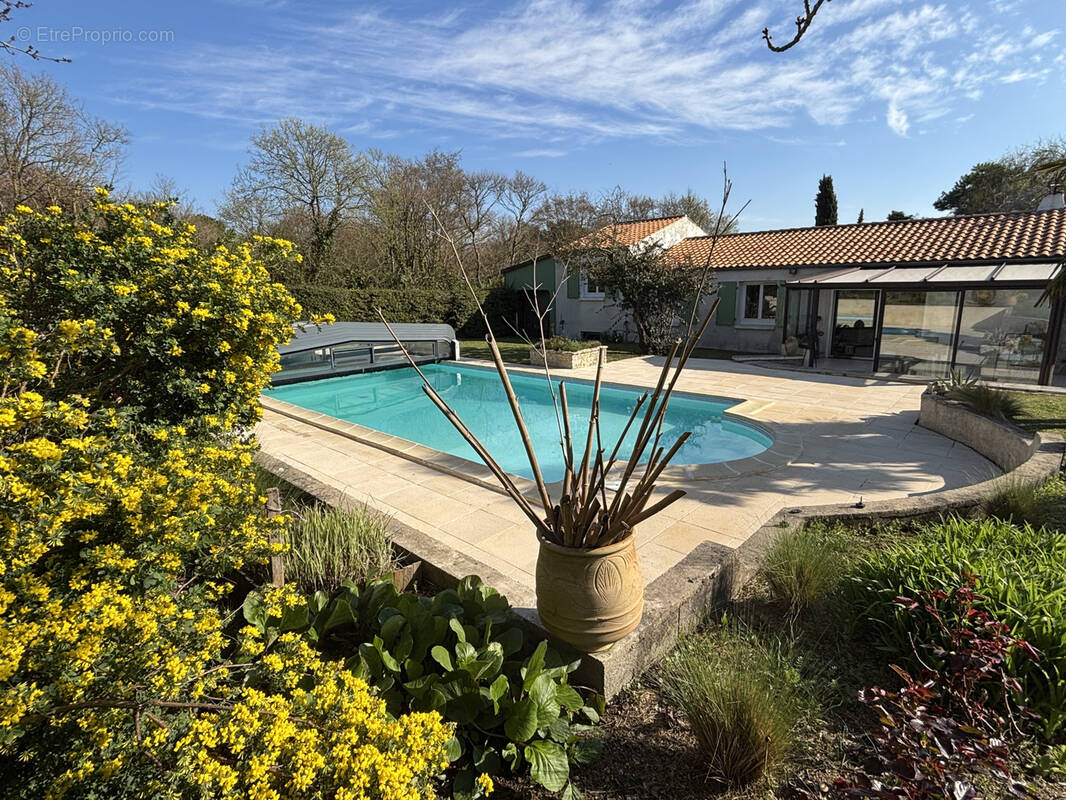 Maison à NIEUL-SUR-MER