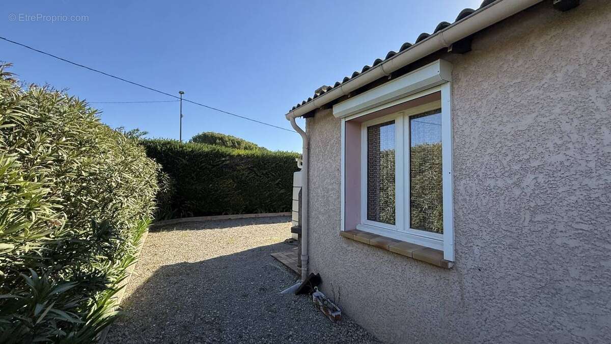 Maison à FIGANIERES