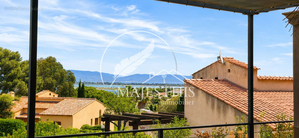 Maison à HYERES