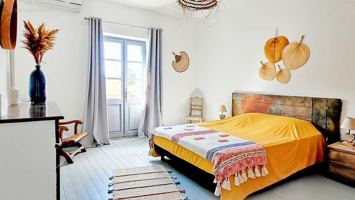 Maison à UZES