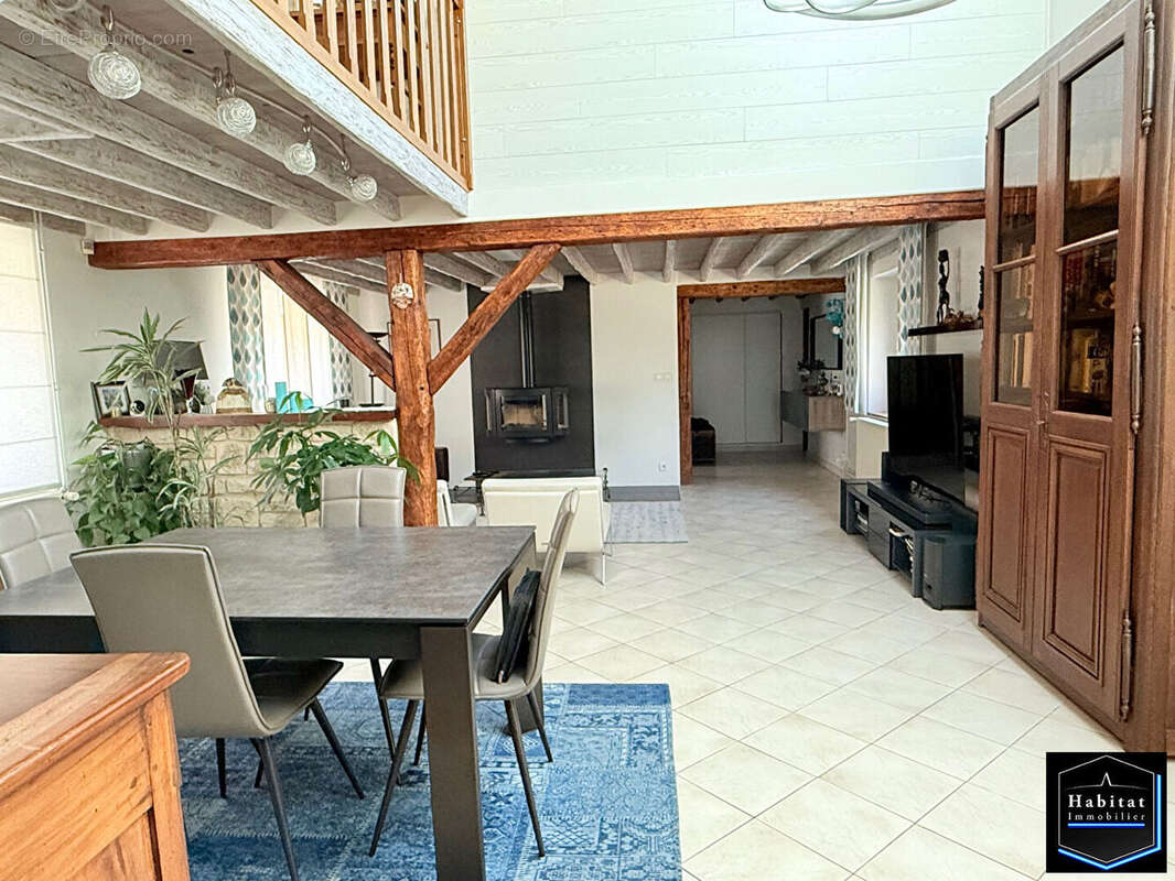 Maison à NANTEUIL-LE-HAUDOUIN