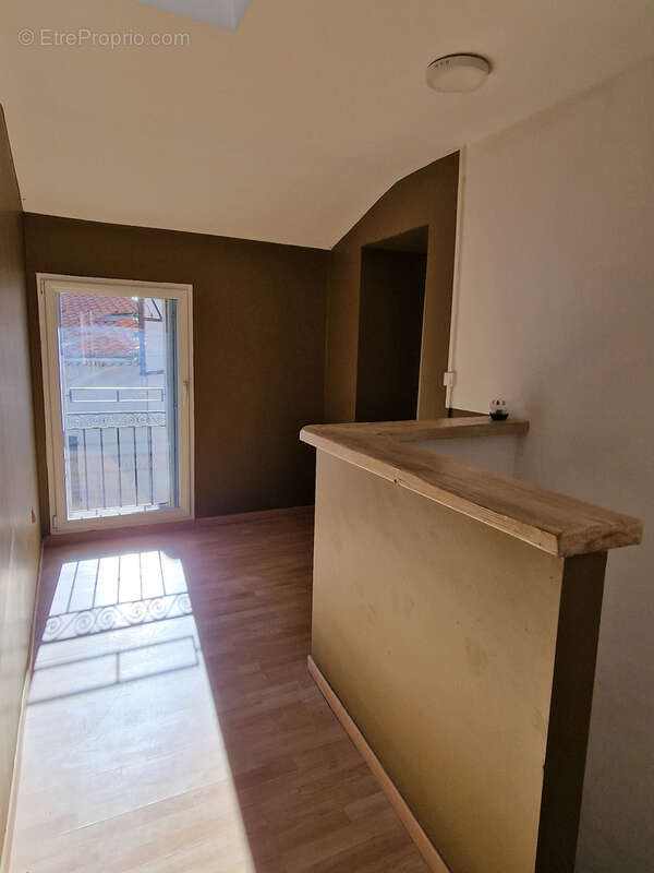 Appartement à LATOUR-DE-FRANCE