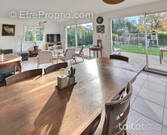 Maison à SAINT-REMY-LES-CHEVREUSE