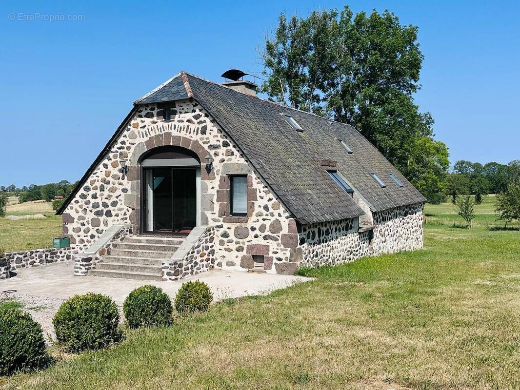 Maison à SALERS