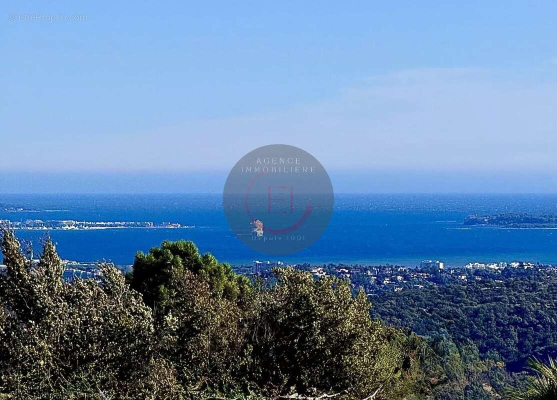 Maison à LES ADRETS-DE-L&#039;ESTEREL