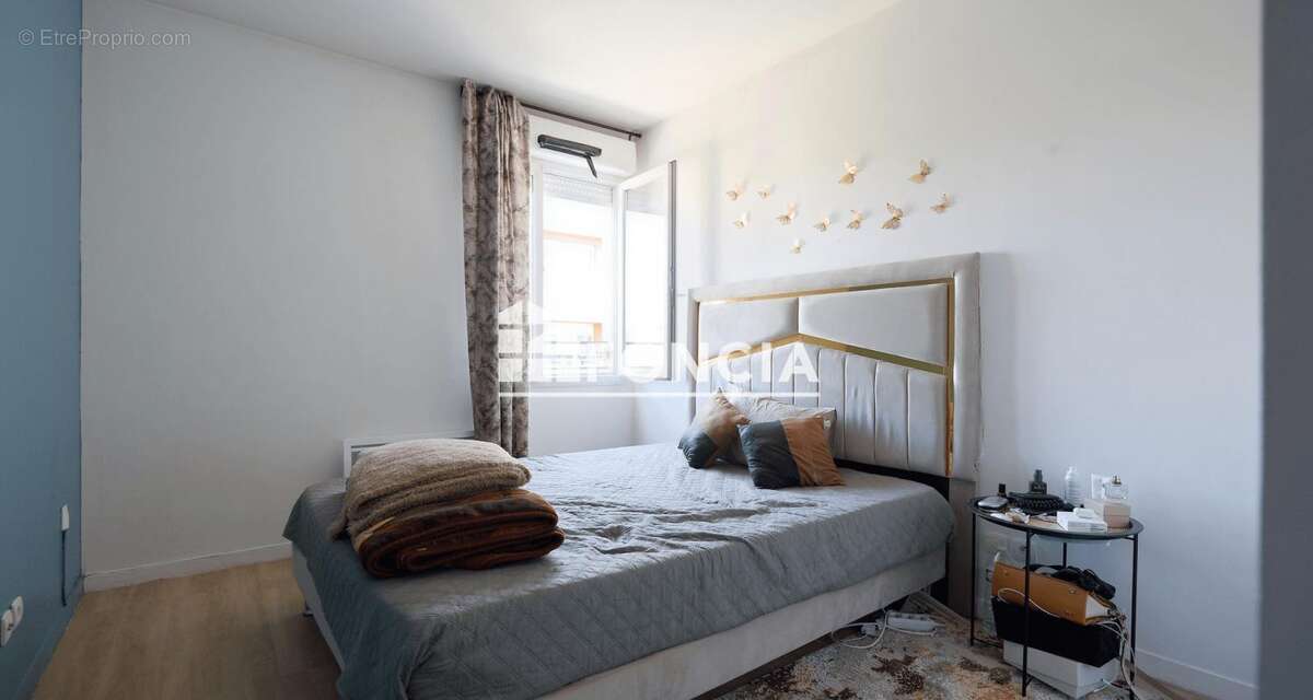 Appartement à CORBEIL-ESSONNES