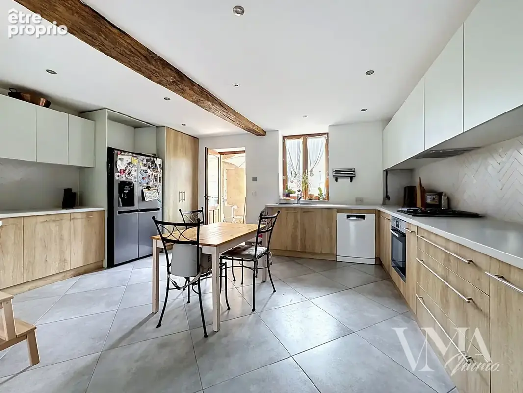 Maison en pierre de caractère entièrement rénovée - photo 3