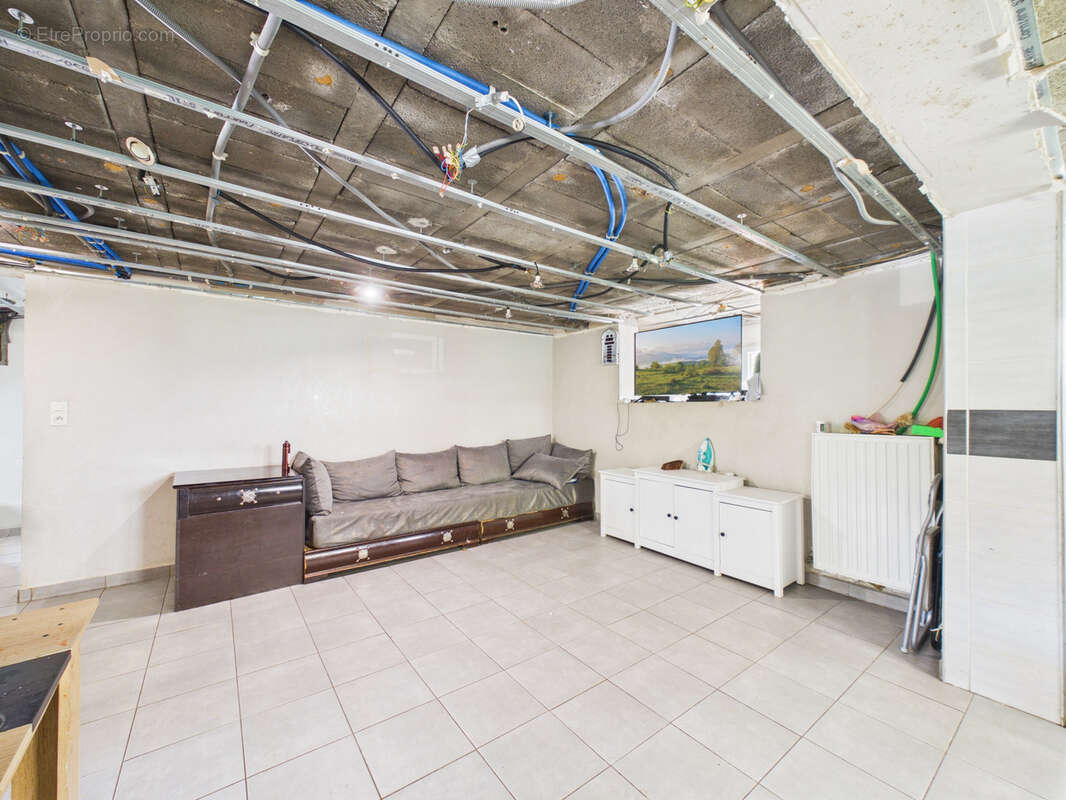 Maison individuelle - idéal investisseur secteur Bissy- Chambery - 295 m2 - photo 15