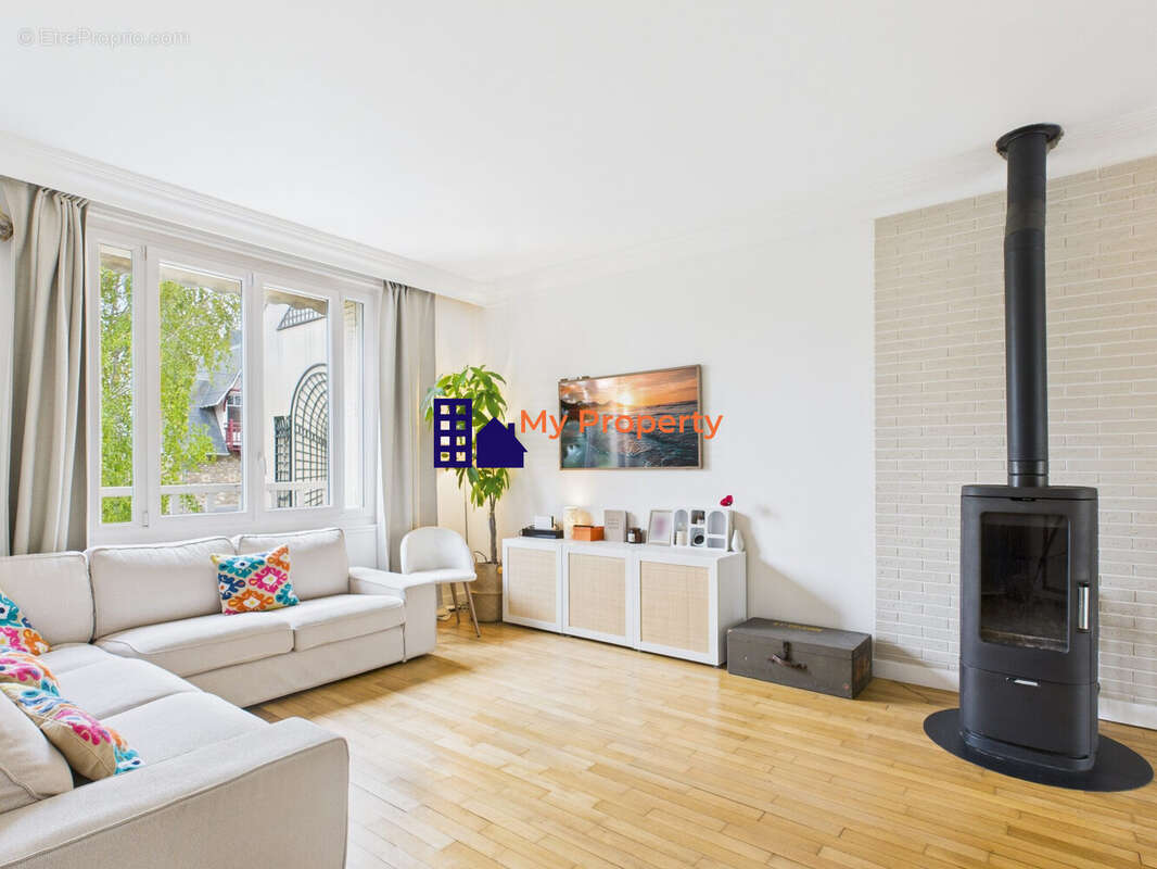 Maison à CONFLANS-SAINTE-HONORINE