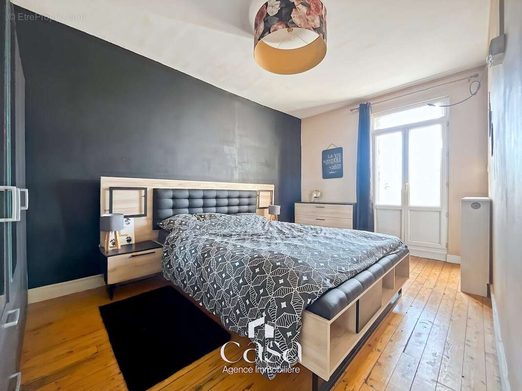 Maison à SAINT-MARTIN-DE-FONTENAY