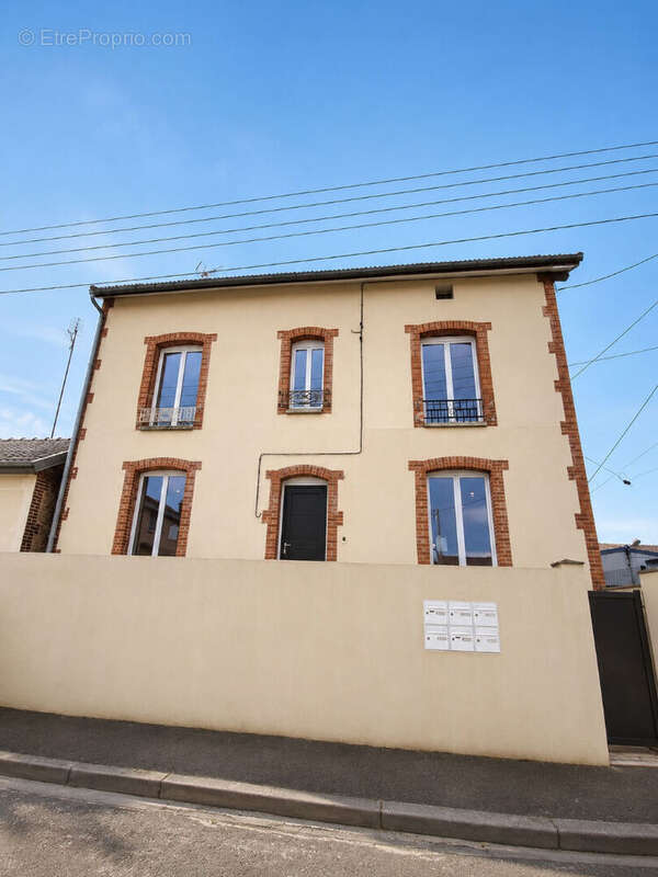 Troyes, joli appartement t2 meublé de 29m² loué 505  cc - photo 5