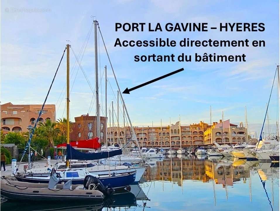Appartement à HYERES
