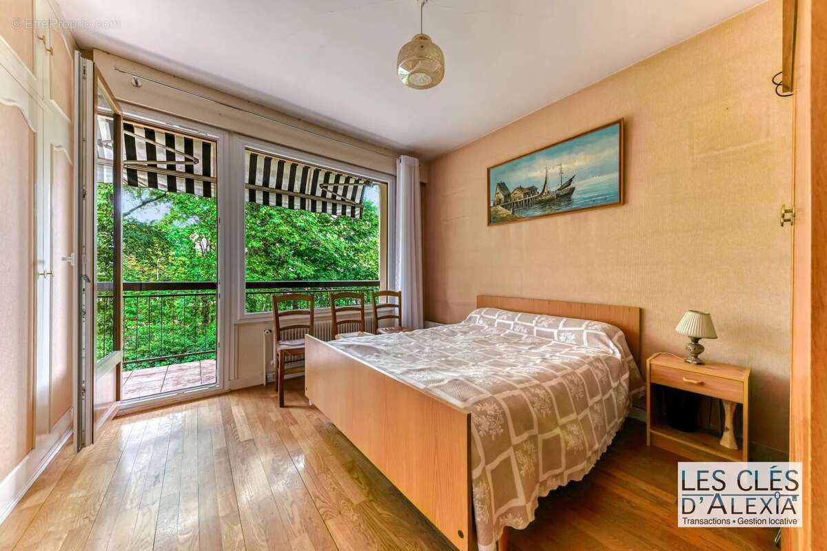 T3 traversant Est/Ouest 78,29 m² /balcon / Garage - photo 11