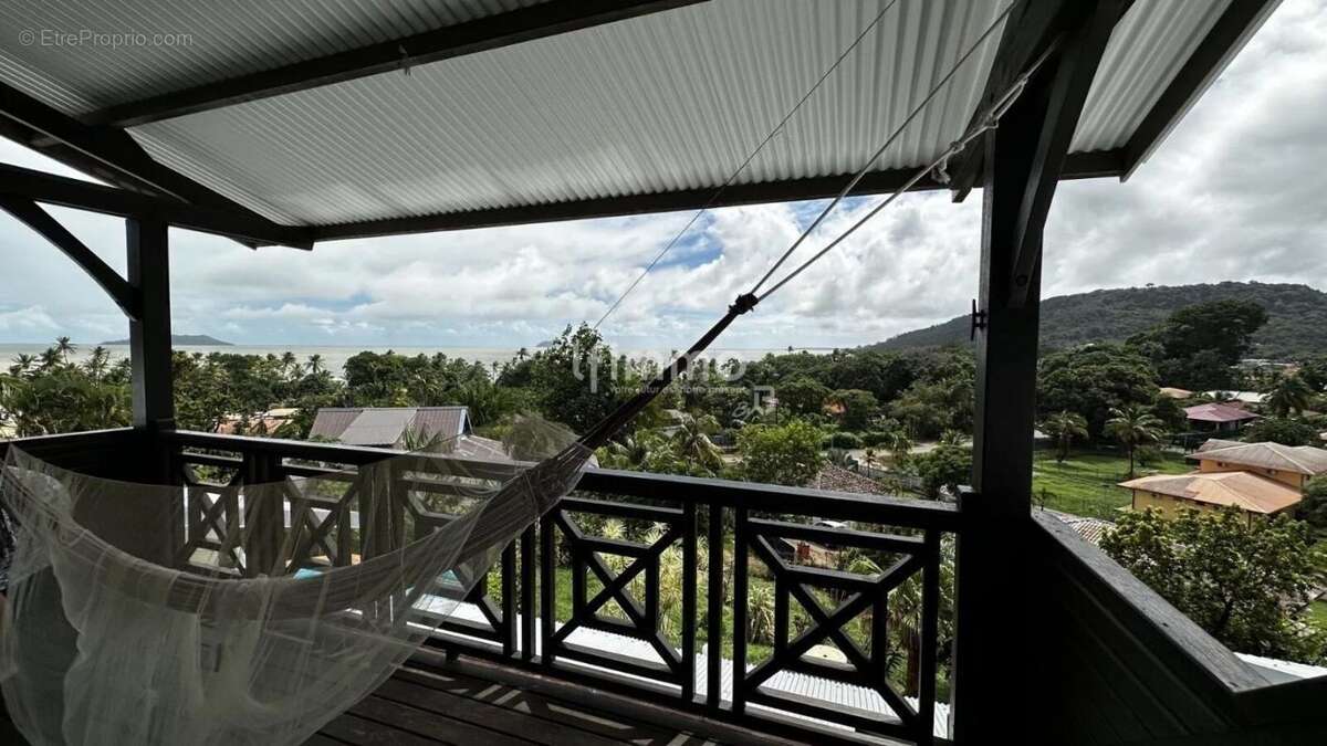 Maison à REMIRE-MONTJOLY