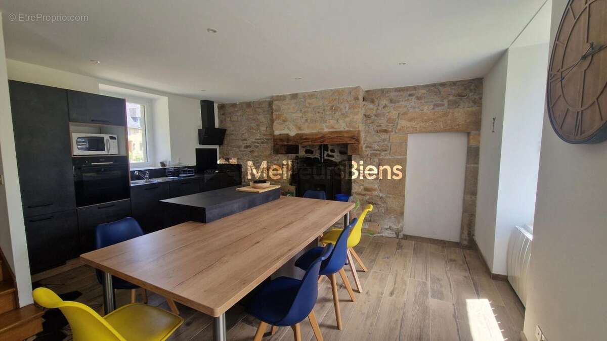 Maison à LANDEVANT