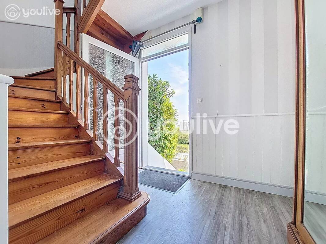 Maison à PLOUGUERNEAU