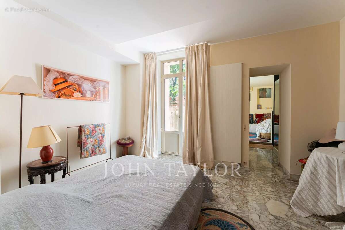 Appartement d'exception avec jardin et piscine au cœur du quartier Mazarin - photo 39