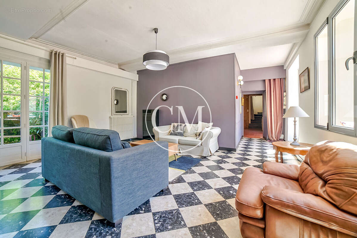 Maison à MONTFORT-L&#039;AMAURY