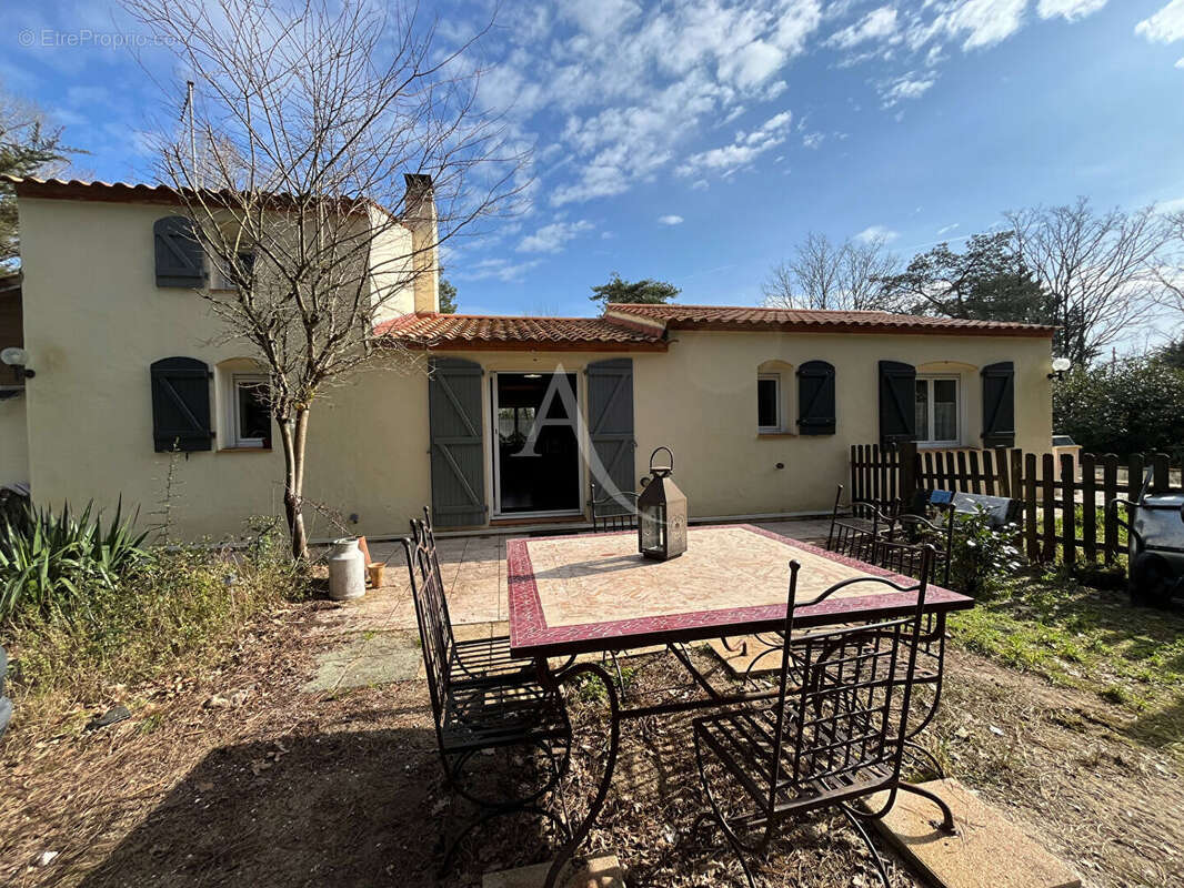 Maison à SAINT-HILAIRE-DE-RIEZ