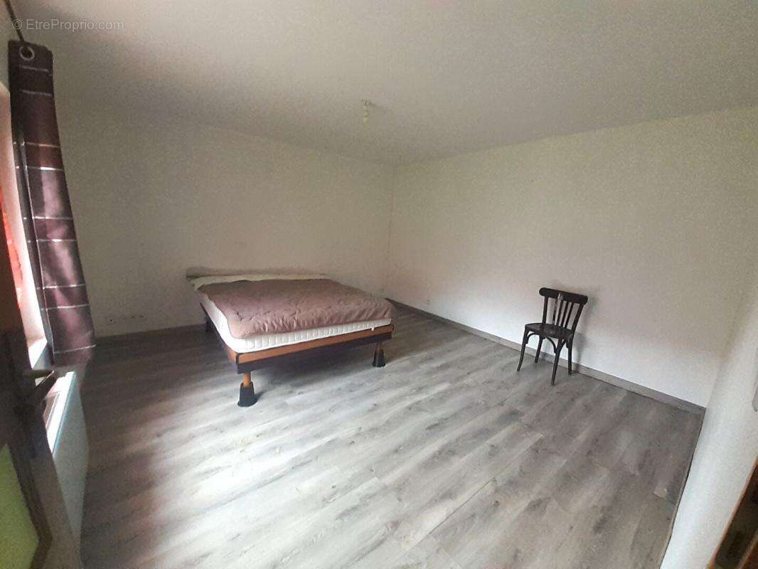 Maison à SAINT-SAMSON-LA-POTERIE