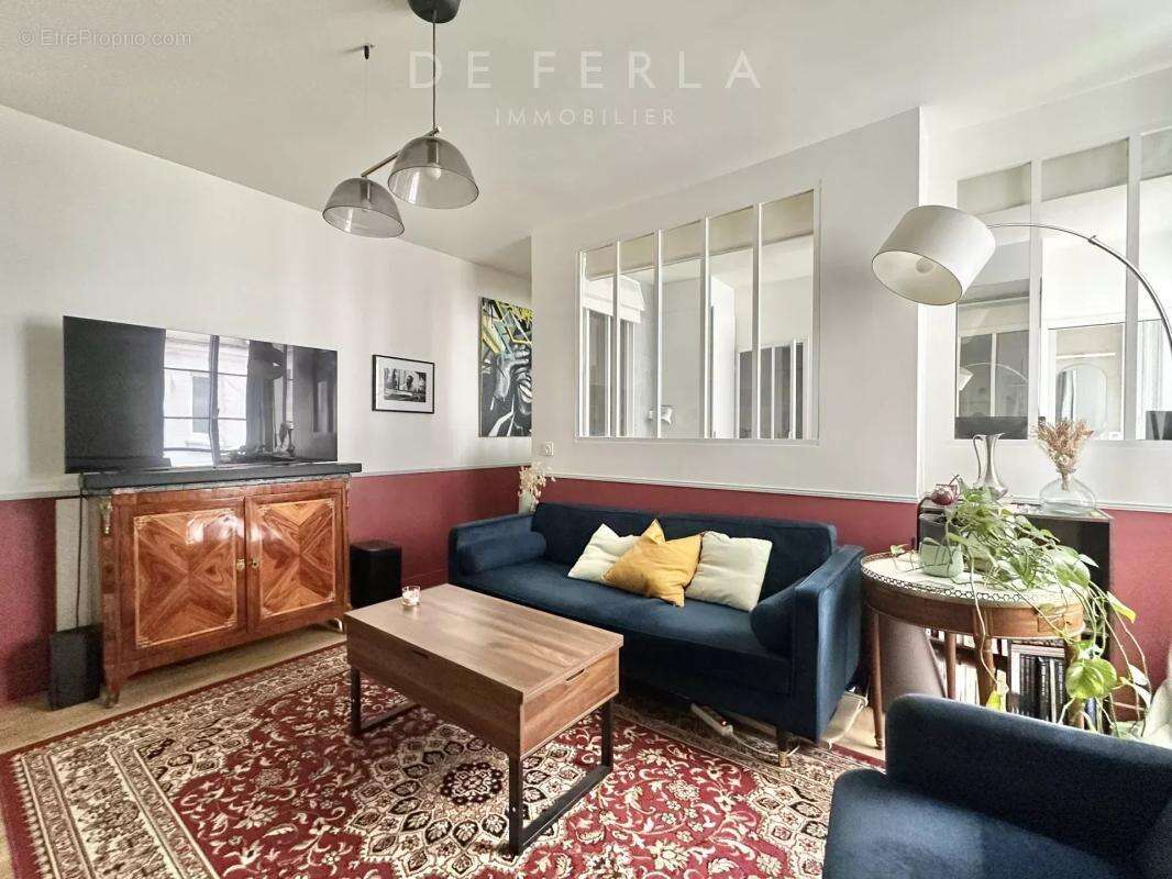 Appartement à PARIS-7E